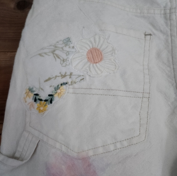 Free People Patchwork & Embroidered Love Alive High Rise Boyfriend Jean Size 29 - Picture 5 of 7